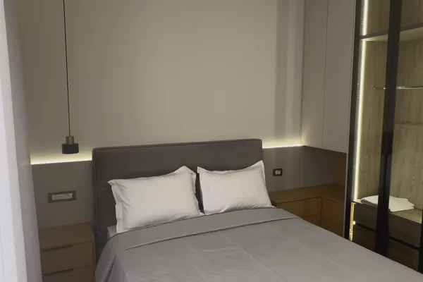 Shtepi me qera Apartament ne Tirane, 1+1, Mobilimi E mobiluar, Pagesa 1,000  Euro.