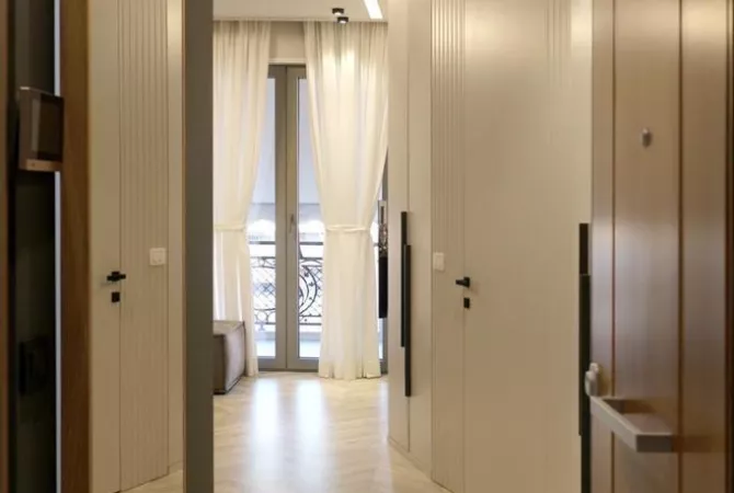 Shtepi me qera Apartament ne Tirane, 1+1, Mobilimi E mobiluar, Pagesa 1,000  Euro.