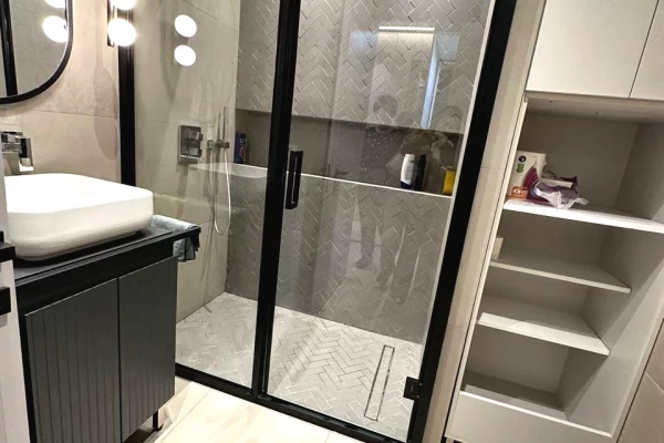 Shtepi me qera Apartament ne Tirane, 1+1, Mobilimi E mobiluar, Pagesa 900  Euro.