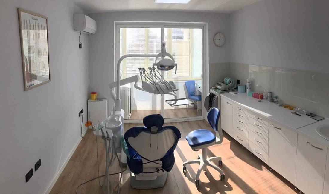 Klinika Dentare Begaj ofron sherbime per Implante, Ortodonti, Proteza, Konservative dhe Endo