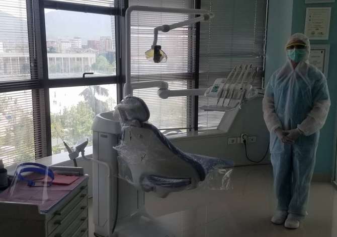 Klinike Dentare Integra ofron sherbime per Ortopedi Funksionale, Trajtime Ortodonik, Endodontik, Protetik, Kirurgji Orale, Implantim etj.