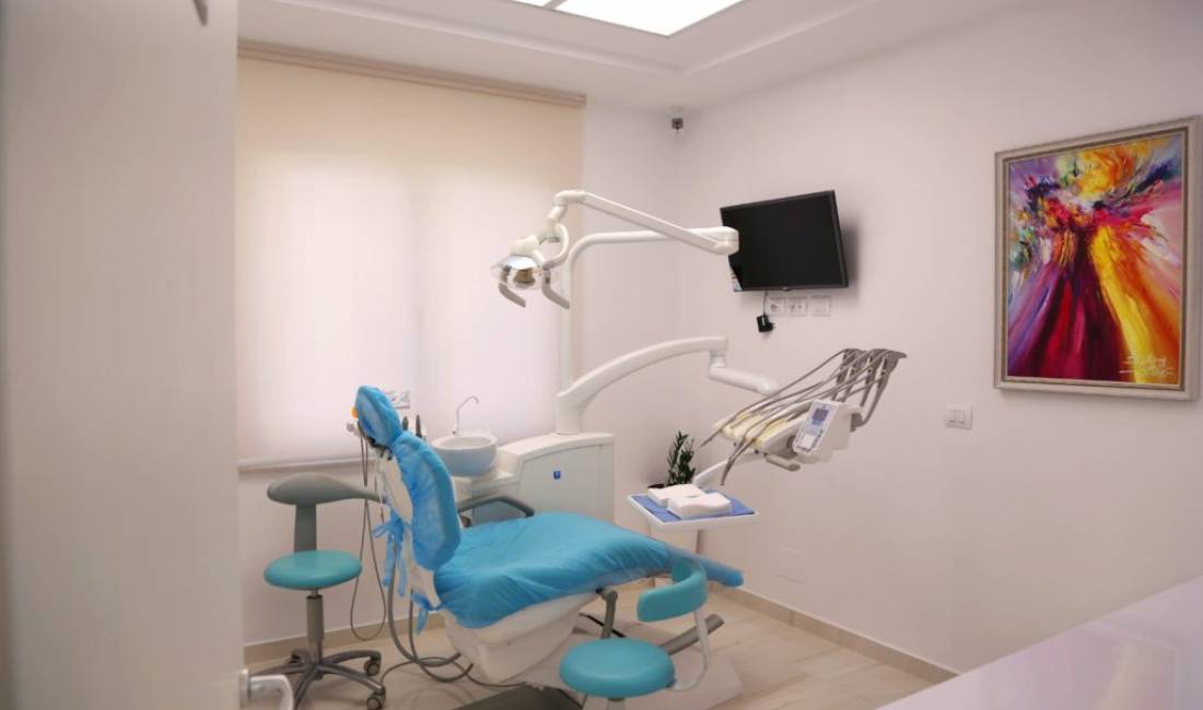 Klinike Dentare Vivadent ofron konsulta paraprake dhe te detajuara me mjek specialiste