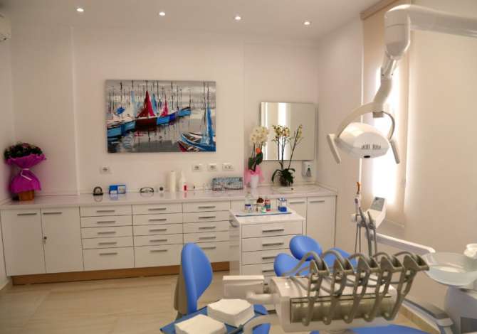 Klinike Dentare Vivadent ofron konsulta paraprake dhe te detajuara me mjek specialiste