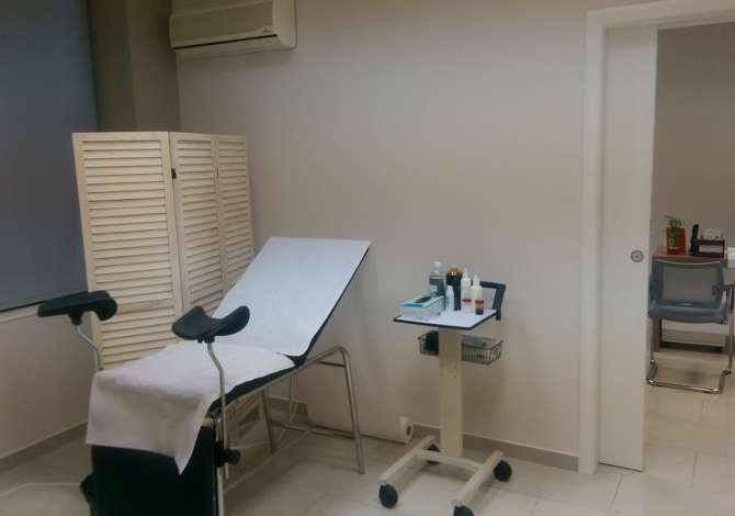 Klinika gjinekologjike ofron vizita gjinekologjie, Eko obstetrikale dhe gjinekologji, Ndjekje shtatzanie, Kolposkopi, Pap-test, Trajtim infertiliteti