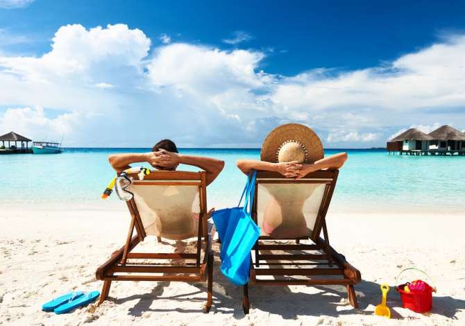 Sherbime Udhetimi dhe Transporti ne Tirane - 100 