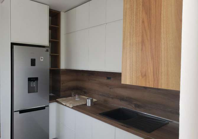 Servizi di srredamento a Tirana - 200 