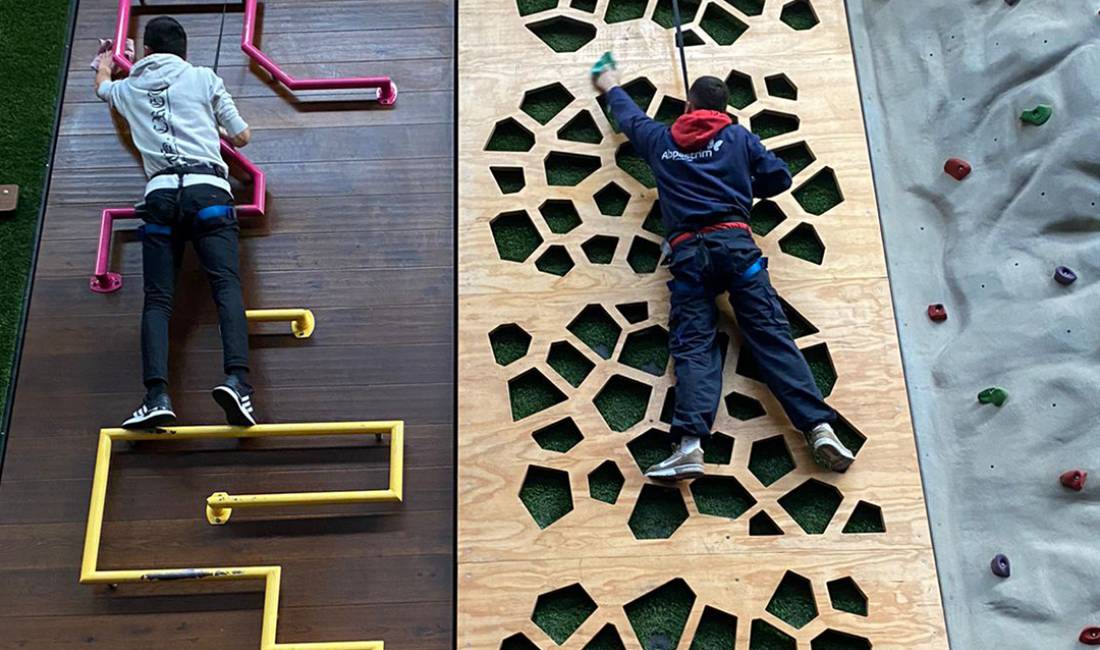 Sherbime Mirembajtje me ekip profesionistesh per mirembajtje mujore, pastrime gjenetal, fasade, tapicerie etj.