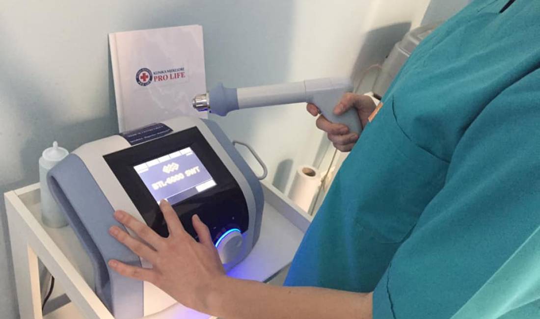 Klinika ofron sherbime mjekesore diagnostikuese, kurative dhe rehabilituese