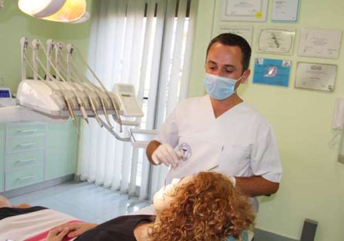 Sherbime Shendetesore dhe Estetike ne Tirane - 100 