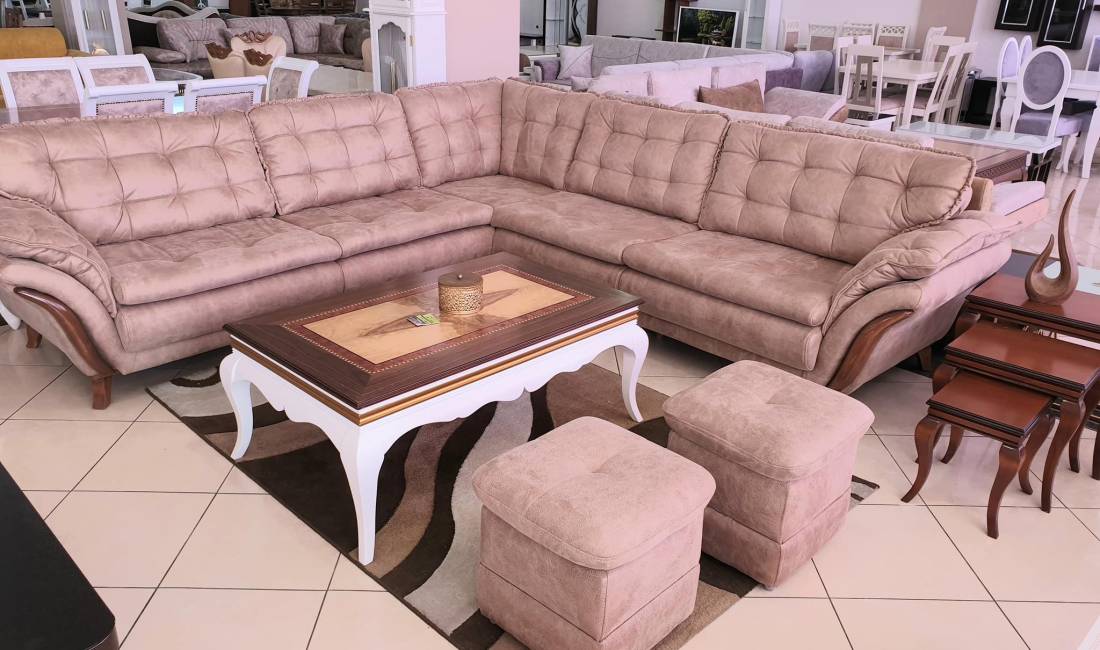 Ofrojme produkte me shumice dhe pakice. 