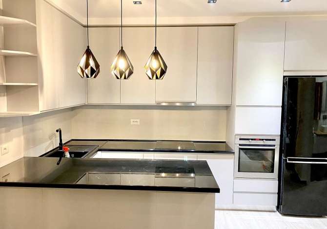 Servizi di srredamento a Durazzo - 100 