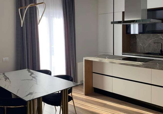 Servizi di srredamento a Tirana - 100 