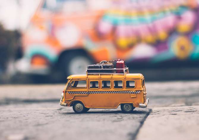 Sherbime Udhetimi dhe Transporti ne Elbasan - 100 