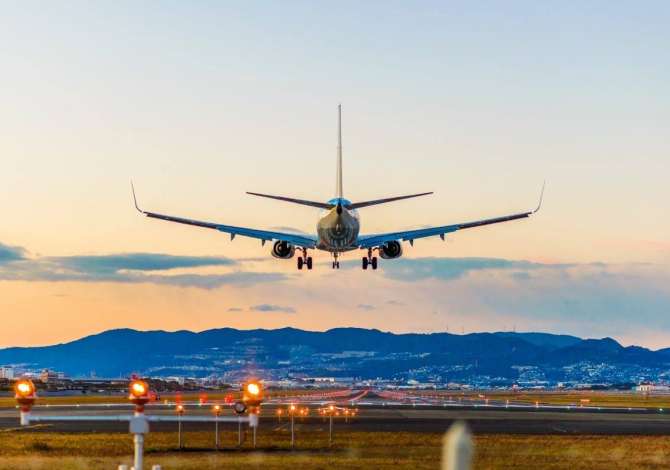 Sherbime Udhetimi dhe Transporti ne Tirane - 100 