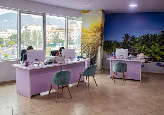 Sherbime Udhetimi dhe Transporti ne Tirane - 100 