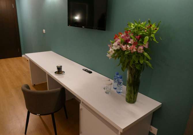 Sherbime Udhetimi dhe Transporti ne Tirane - 50 