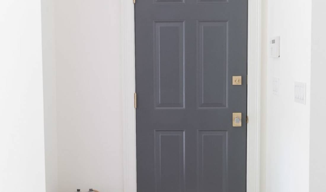 Lyejme dyer, kuzhina dhe dhoma gjumi 