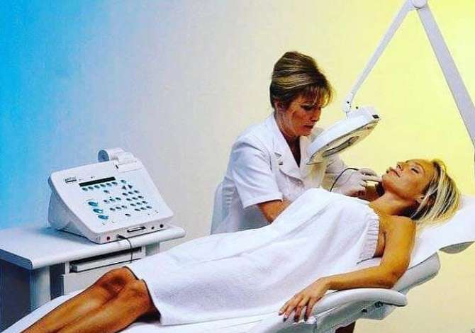 Klinike Dermatologjike Estetike Dermovita ofron Konsulence, Trajtim per Rrudhat, Celuliti, Djerses se tepert, Heqja e nishaneve, Dermapen