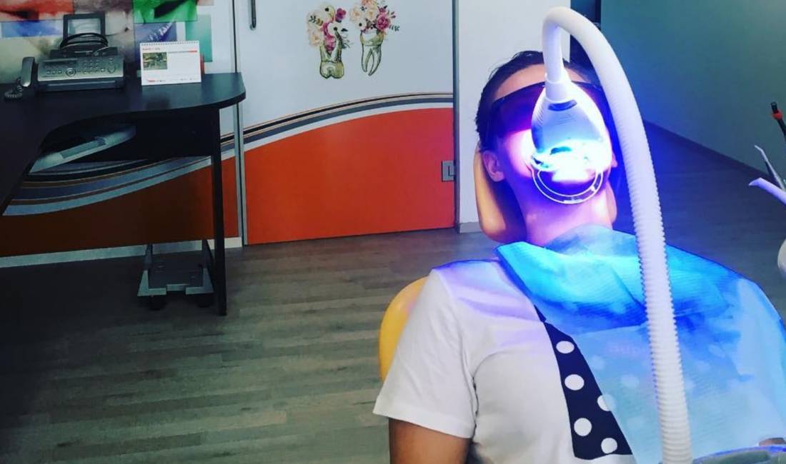 Klinike Dentare My Smile ofron sherbime per Heqje dhembi/dhemballe, Implante dhe Ura Zirkon dhe Porcelan