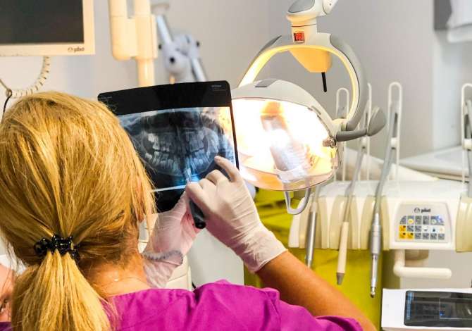 Klinika Dentare OrtoLife ofro sherbim te specializuar ne Ortodonti 