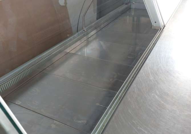 Pajisje biznesi ne shitje ne Tirane - 1,250 Euro