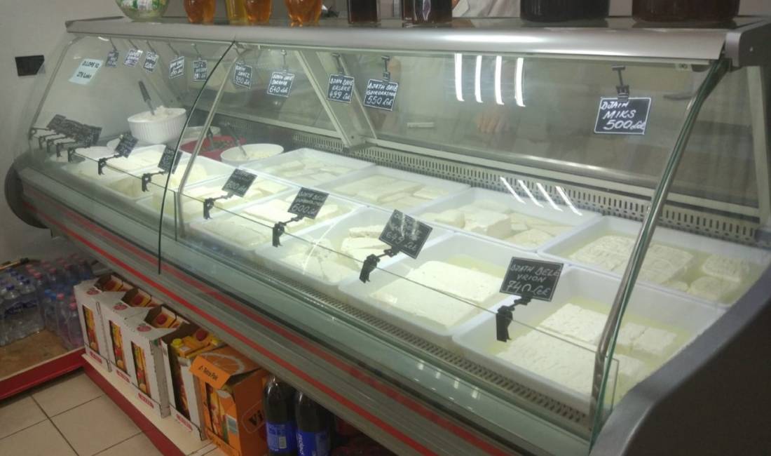 SHITET FRIGORIFER EKSPOZITOR PER SALLAM+BULMET etj. 2.5 m i gjate.