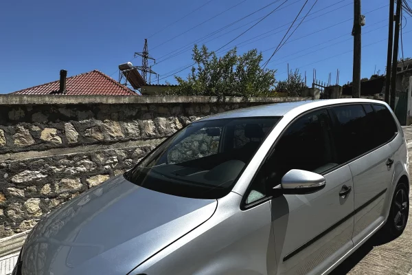 Auto in Vendita a Tirana, Volkswagen, 2011 Diesel,Kambio Manual Pagamento 540,000  Leke.
