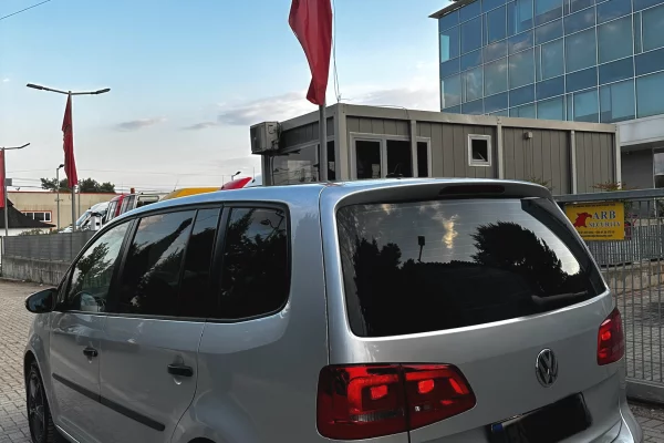 Auto in Vendita a Tirana - 540,000 Leke