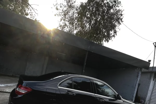 Auto in Vendita a Tirana, Mercedes-Benz, 2010 gasoline-gas,Kambio Automatik Pagamento 780,000  Leke.