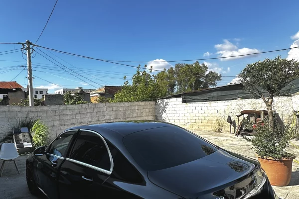 Cars for sale in Tirana, Mercedes-Benz, 2015 Diesel,Kambio Automatik Payment 14,000  Euro.
