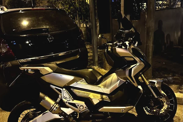 Honda X-adv  750