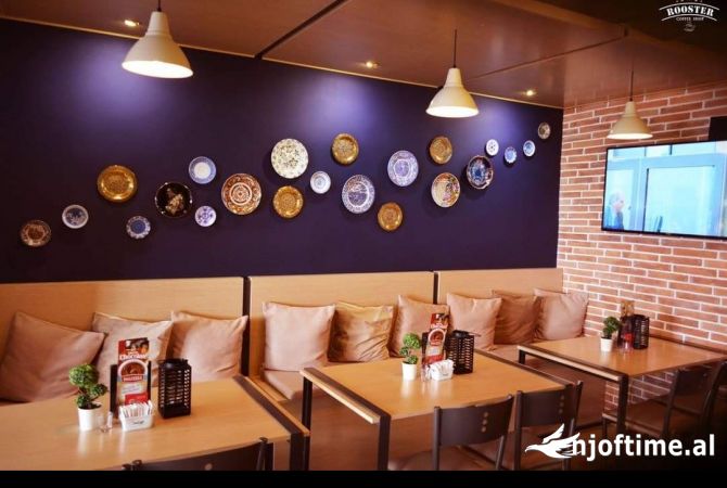 KARRIGE-TAVOLINA-Tenda