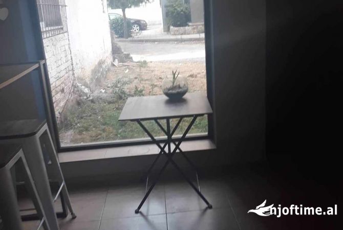 Pajisje biznesi ne shitje ne Tirane - 25 Euro