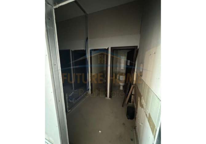 Ambient biznesi me qera 3+1 ne Tirane - 2,500 Euro