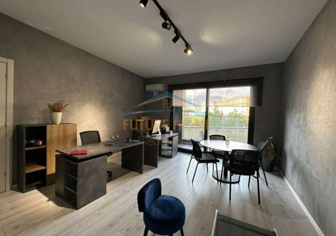 Business Property for Rent 3+1 in Tirana - 1,300 Euro