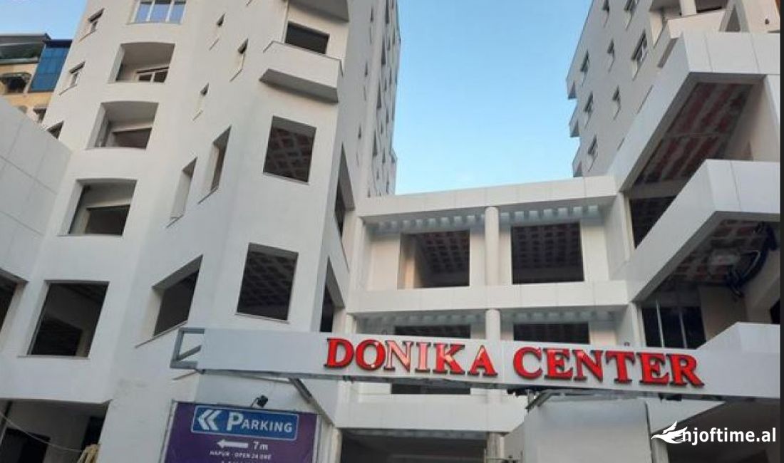 Ambient per zyra per  qera ne qender tek Kafe Flora