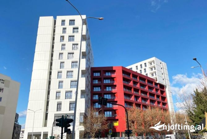 Ambiente Commerciale in Affitto 3+1 a Tirana - 650 Euro