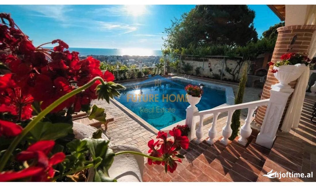 Shtepi me qera Vila Luksoze ne Durres, 7+1, Mobilimi E mobiluar, Pagesa 8,000  Euro.