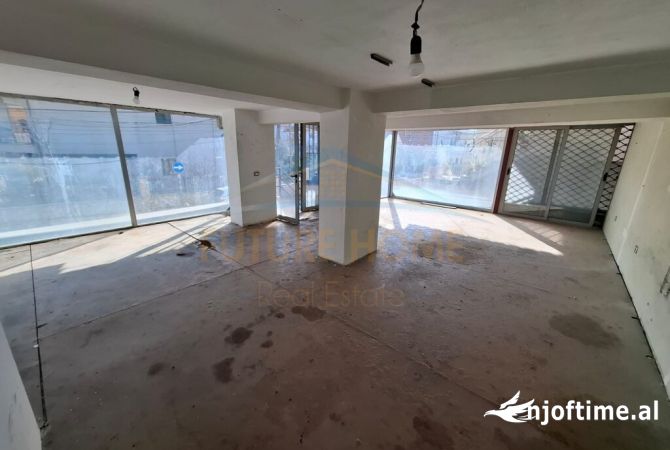 Shitet, Ambient Biznesi, Rruga Misto Mame