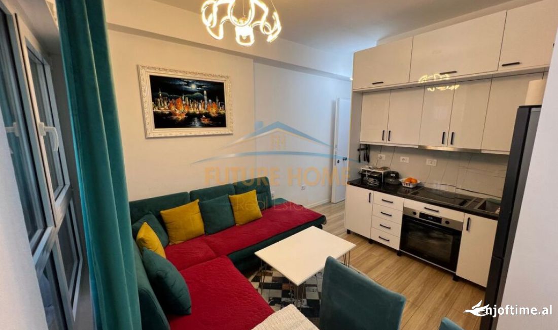 Appartamento in vendita a Tirana 1+1, Arredato