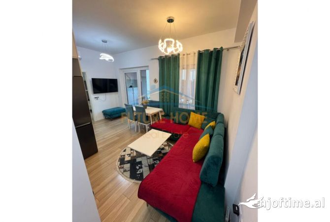 Appartamento in vendita a Tirana 1+1, Arredato