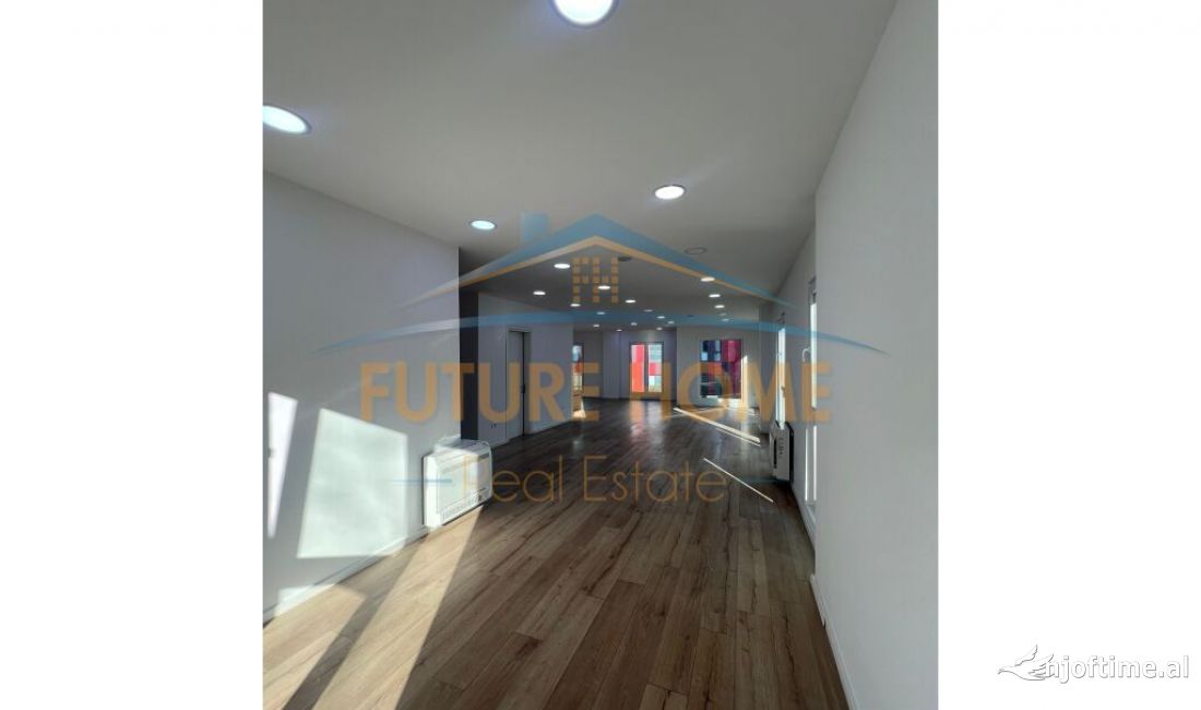 Qira, Ambient per zyra+Post Parkimi, Rruga e Elbasanit