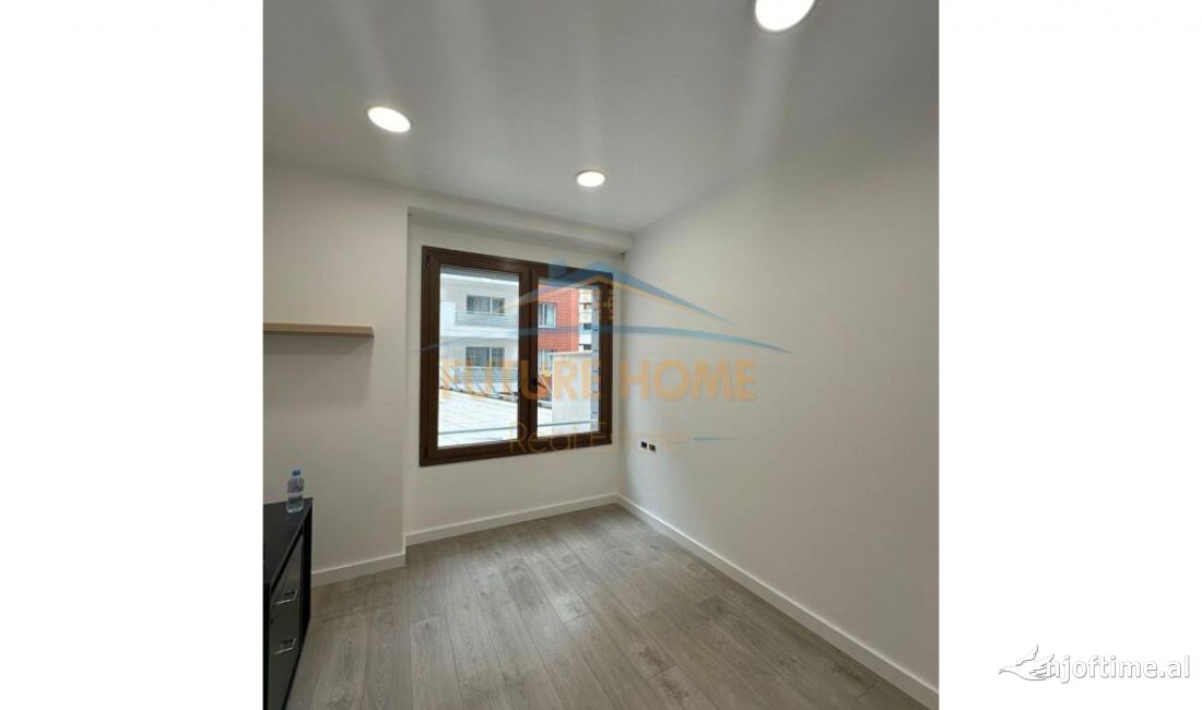 Qira,Zyre,prane Kompleksit Delijorgji !