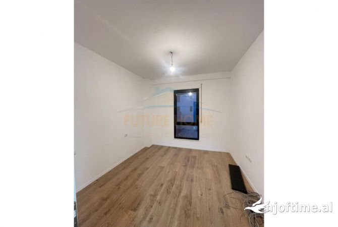 Qera, Ambient Biznesi, Porcelan, Tirane