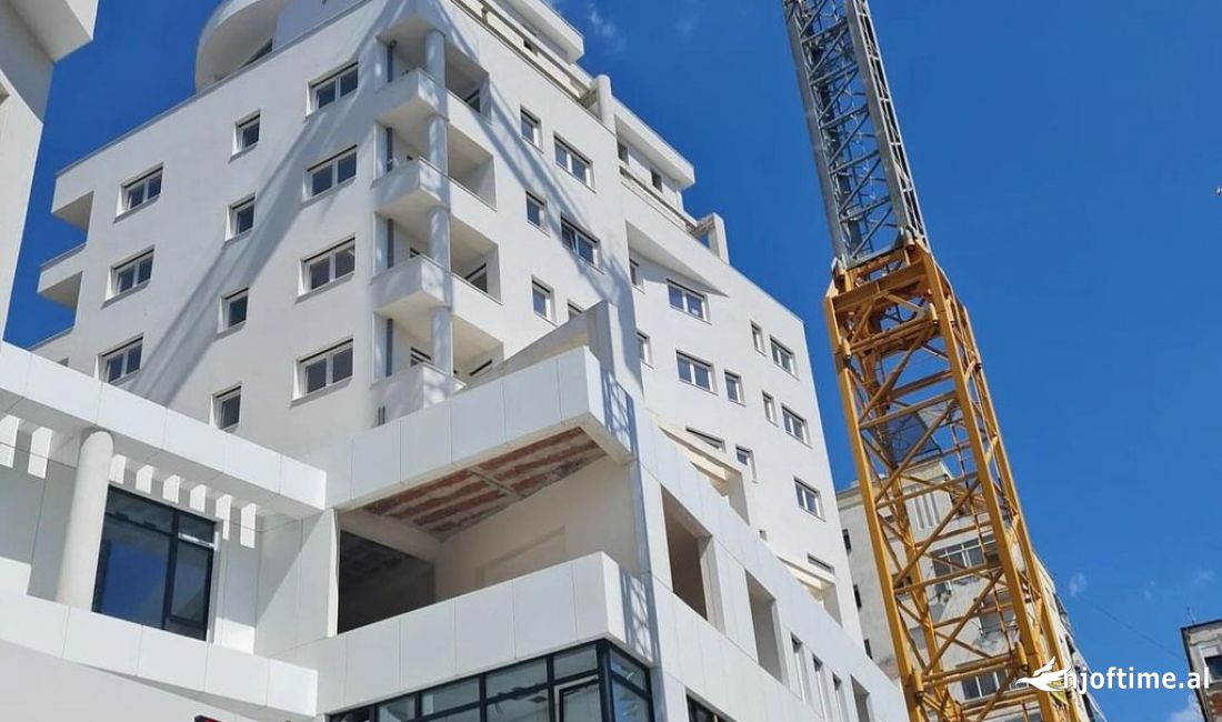 Shtepi ne shitje Apartament ne Tirane, 2+1, Mobilimi E mobiluar, Pagesa 250,000  Euro.