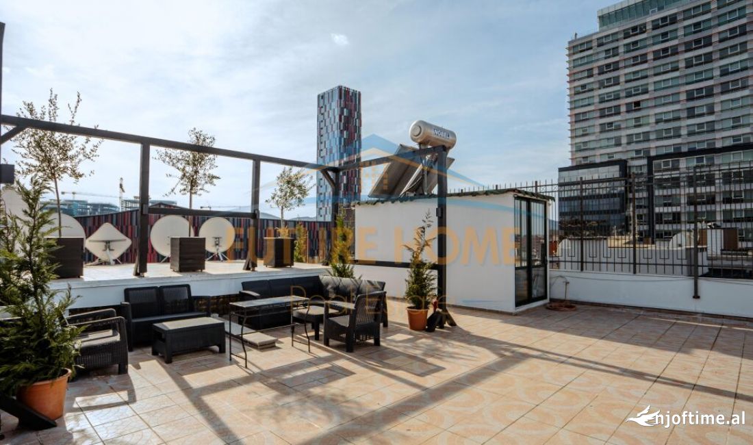 Shtepi ne shitje Duplex(shtepi me 2 kate) ne Tirane, 4+1, Mobilimi Pjeserisht e mobiluar, Pagesa 2,000,000  Euro.