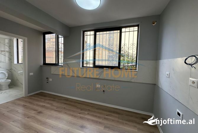 Apartment for sale in Tirana 2+1, Emty
