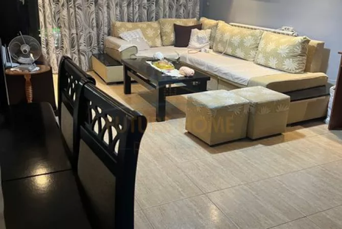 Shtepi ne shitje Apartament ne Tirane, 2+1, Mobilimi E mobiluar, Pagesa 155,000  Euro.