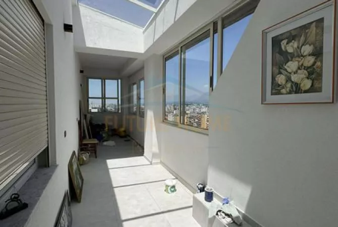 Shtepi me qera Apartament ne Tirane, 2+1, Mobilimi E mobiluar, Pagesa 850  Euro.