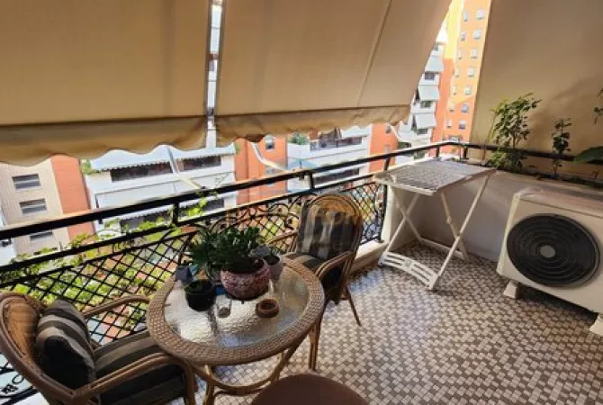 Shtepi ne shitje Apartament ne Tirane, 1+1, Mobilimi E mobiluar, Pagesa 240,000  Euro.